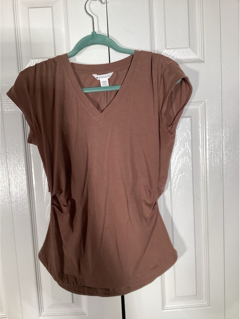 ATHLETA Brown V Neck Small Shirt With Scrunch Waist Short Sleeve